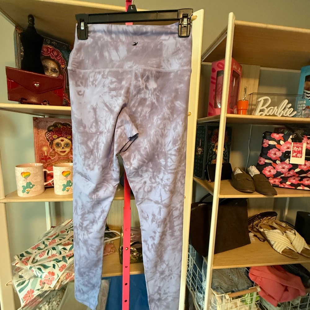 Glyder Lavender Tie-Dye Leggings size medium GUC - Picture 3 of 5